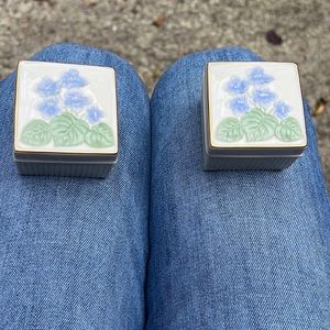 (1) Vintage Lenox Floral Violet Trinket Flower Box Jewelry Ring Holder Earrings